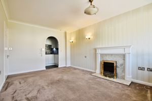LIVING ROOM- click for photo gallery